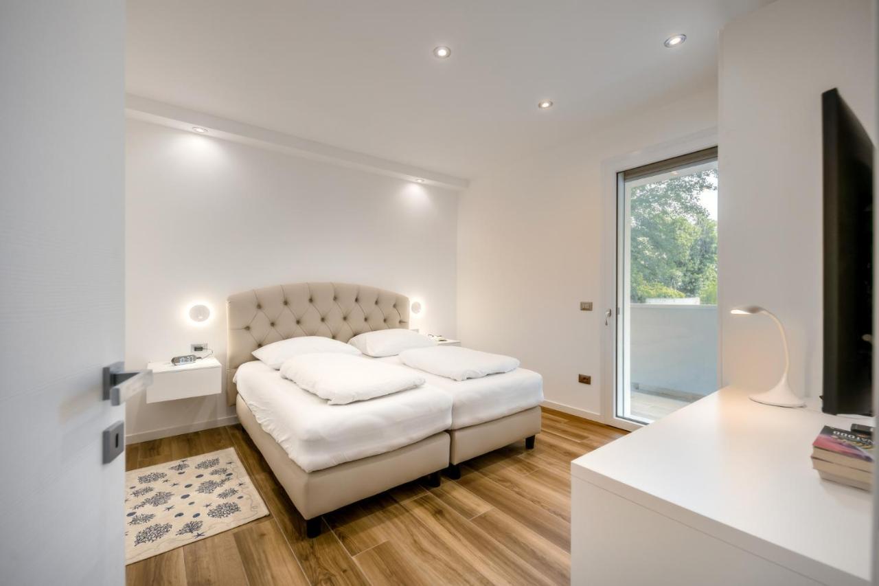 Ferrari Apartments Ponente كاوْرلي المظهر الخارجي الصورة