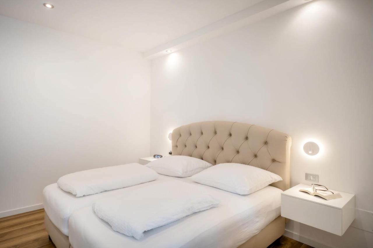 Ferrari Apartments Ponente كاوْرلي المظهر الخارجي الصورة